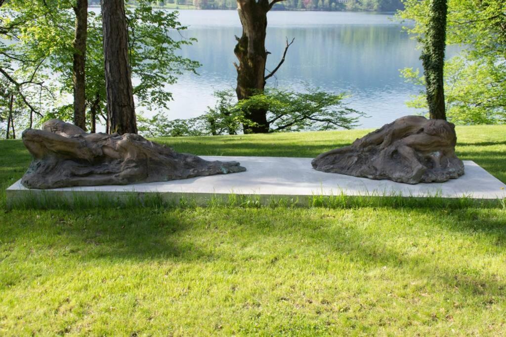 Private Beach House On Lake Блед Екстериор снимка