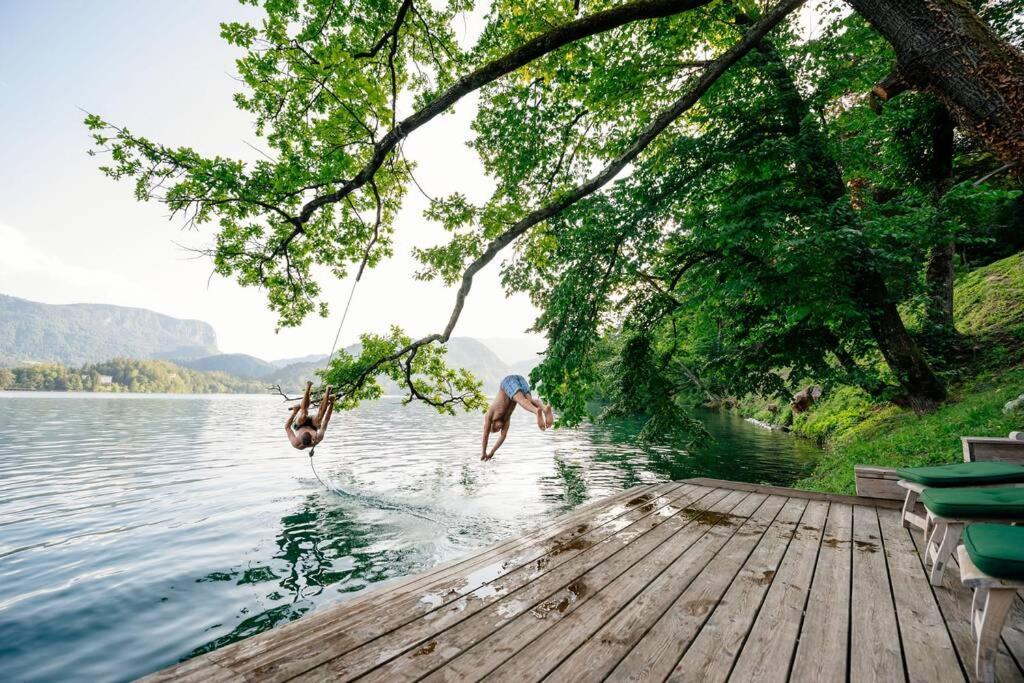 Private Beach House On Lake Блед Екстериор снимка